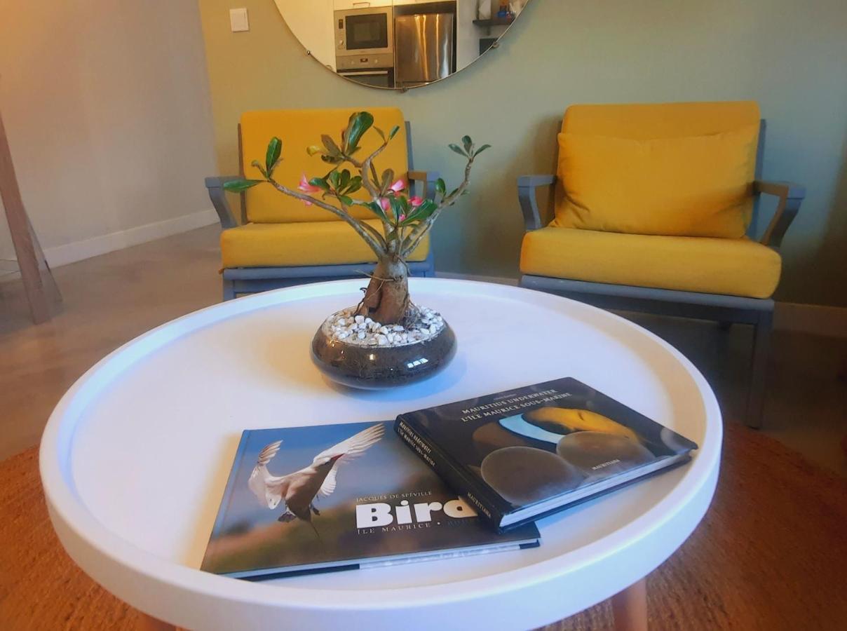 Luxury Modern Apartment - Excellent Location 50M From The Beach, Restaurants, Bars, Shops Flic-en-Flacq Eksteriør billede