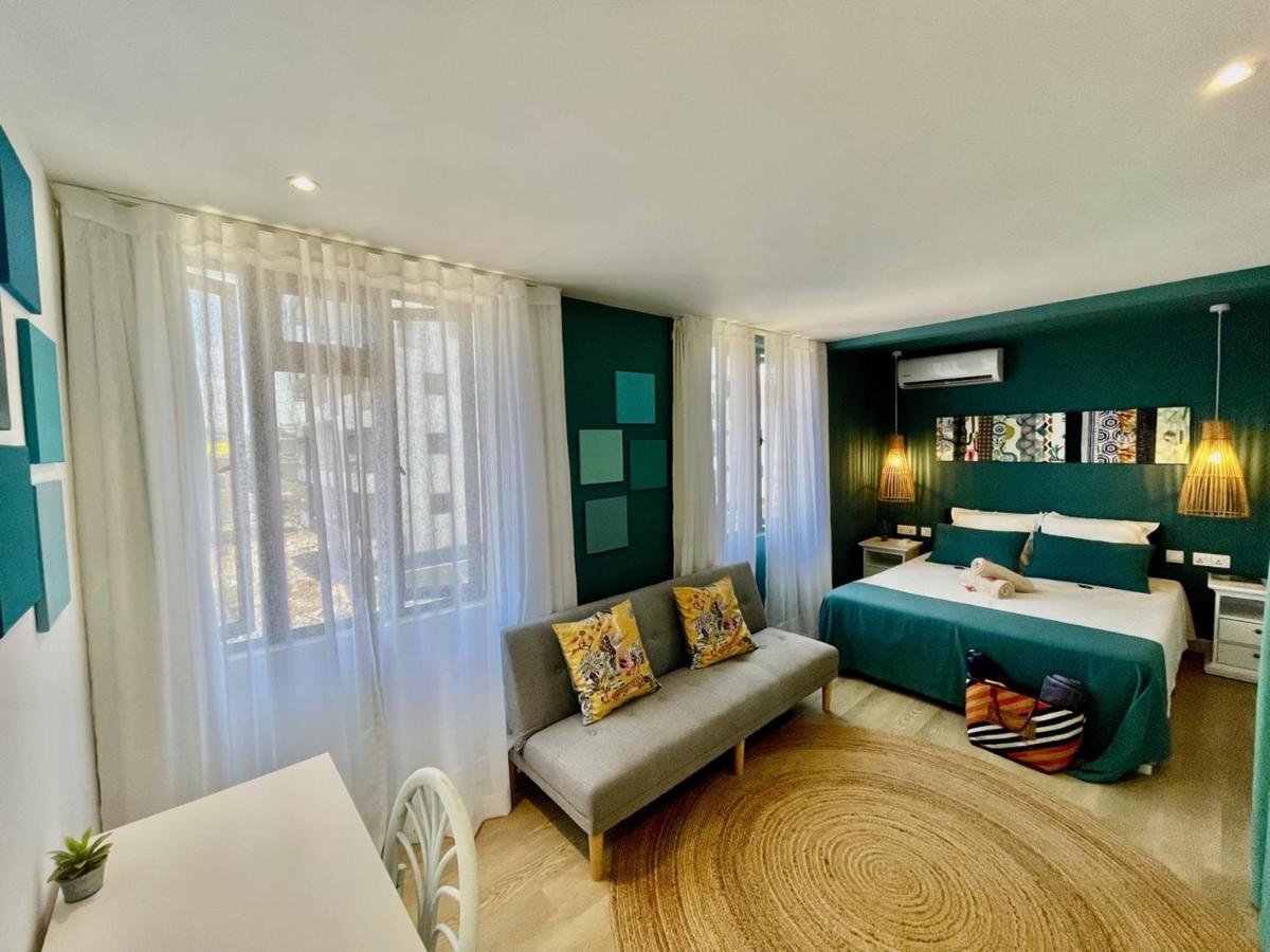 Luxury Modern Apartment - Excellent Location 50M From The Beach, Restaurants, Bars, Shops Flic-en-Flacq Eksteriør billede